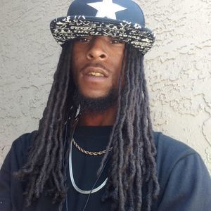 Meet your Posher, Devone